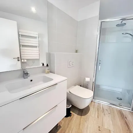 Beau T2 Alizee - Wifi - Vue - Parking -jardin *